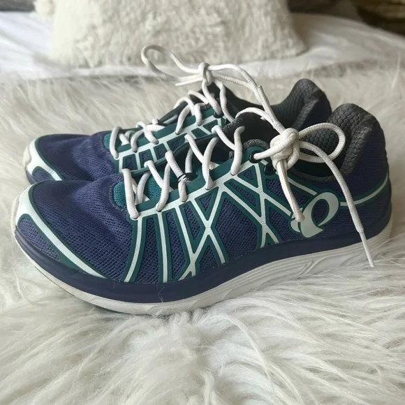 Size 9 - Pearl Izumi Women's EM Road M 3
V2 Running Shoe Women's Sport Shoes - Picture 4 of 10